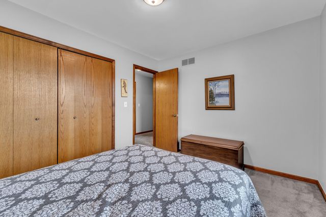 61600 Tayberry Circle, South Lyon, MI 48178
