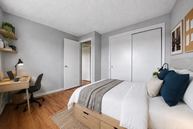 26 Waverly St 405, Boston, MA 02135