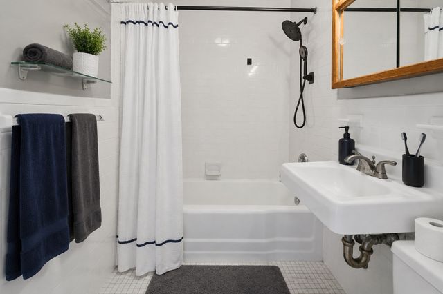 26 Waverly St 405, Boston, MA 02135