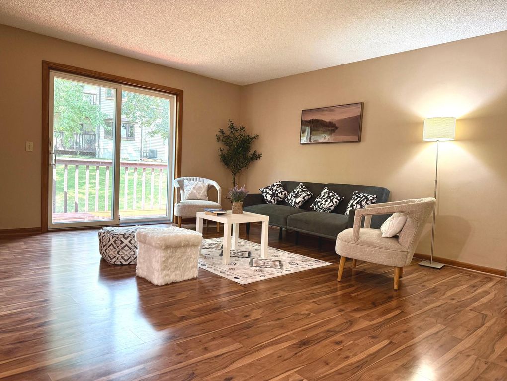 7 Crusader Avenue E D, West Saint Paul, MN 55118 — photo 2