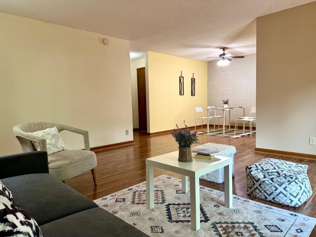 7 Crusader Avenue E D, West Saint Paul, MN 55118 — photo 4