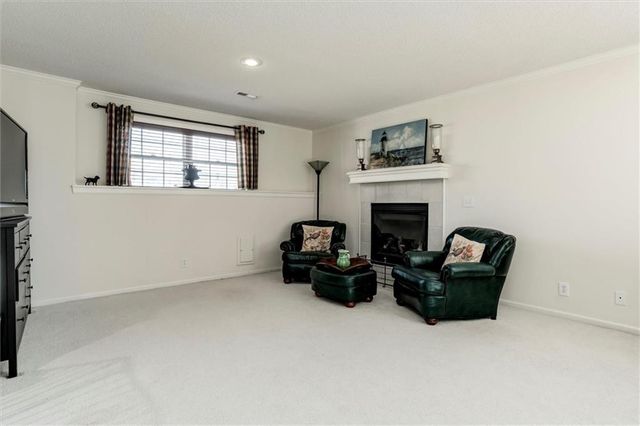 21481 W 119th Terrace, Olathe, KS 66061