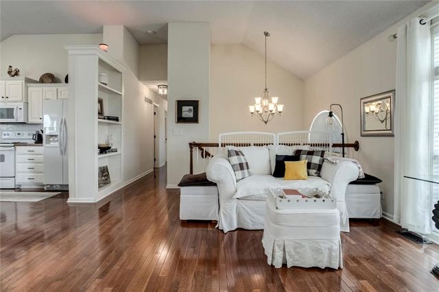 21481 W 119th Terrace, Olathe, KS 66061