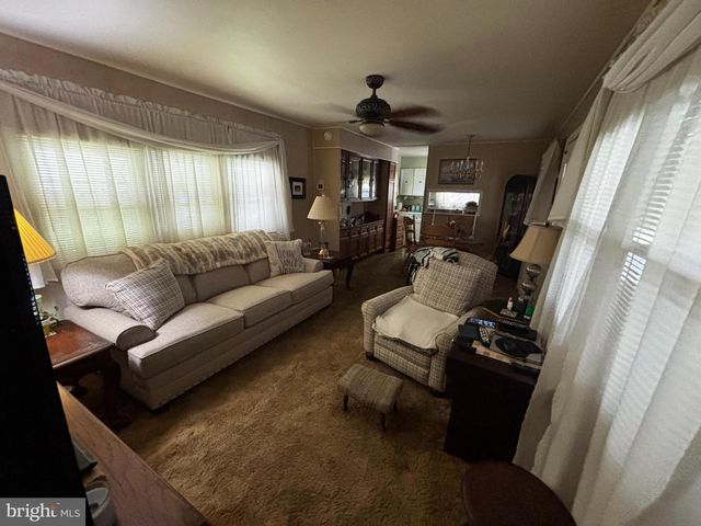 236 SIXTH AVE, Media, PA 19063