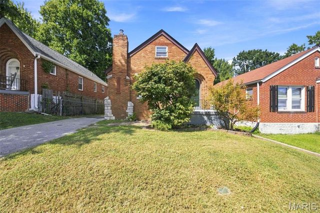 8523 Philo Avenue, Affton, MO 63123