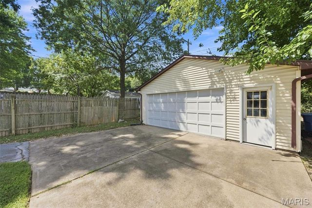 8523 Philo Avenue, Affton, MO 63123