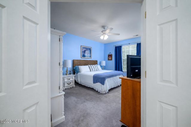 75 Huntington Drive, Jackson, NJ 08527