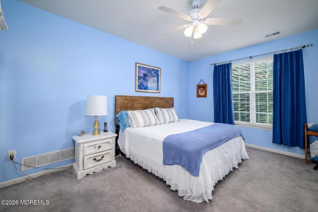 75 Huntington Drive, Jackson, NJ 08527