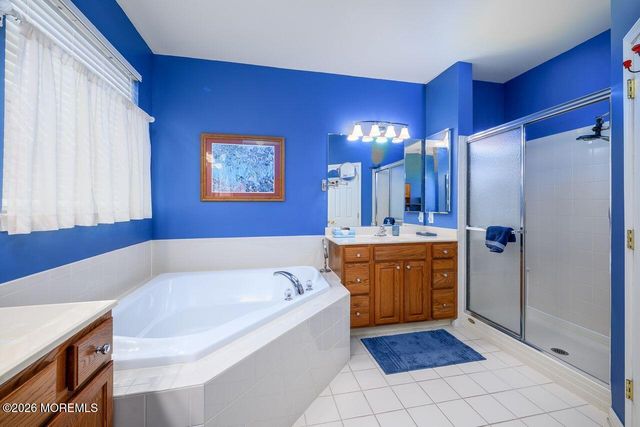 75 Huntington Drive, Jackson, NJ 08527