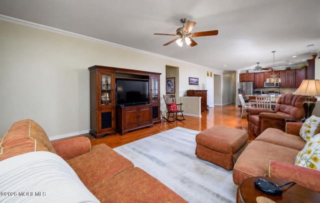 75 Huntington Drive, Jackson, NJ 08527