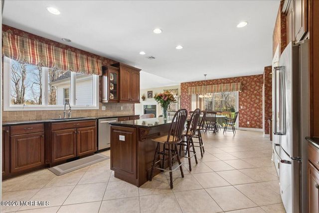 33 Great Bridge Road, Freehold, NJ 07728