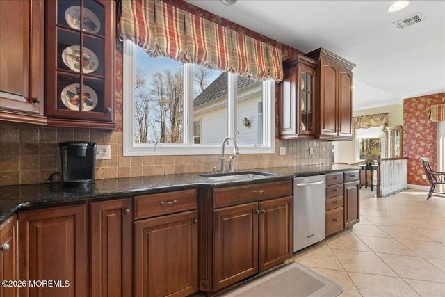 33 Great Bridge Road, Freehold, NJ 07728
