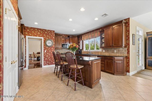 33 Great Bridge Road, Freehold, NJ 07728