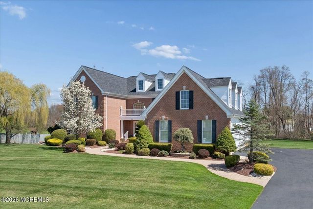 33 Great Bridge Road, Freehold, NJ 07728