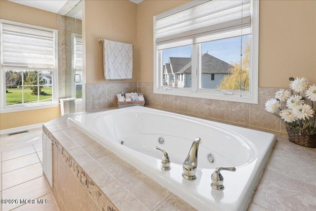 33 Great Bridge Road, Freehold, NJ 07728