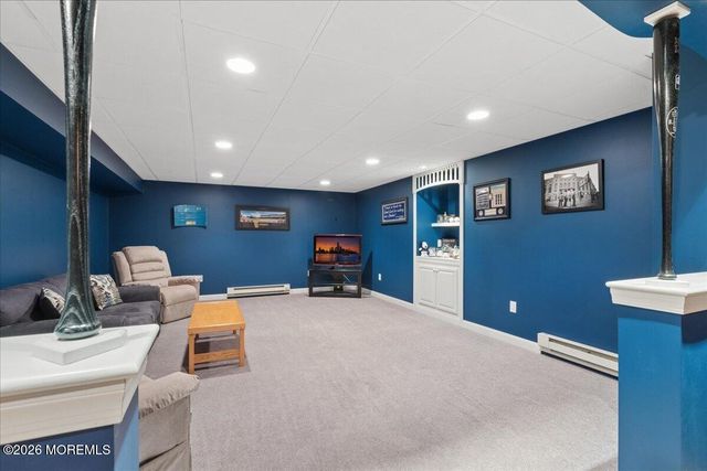 33 Great Bridge Road, Freehold, NJ 07728