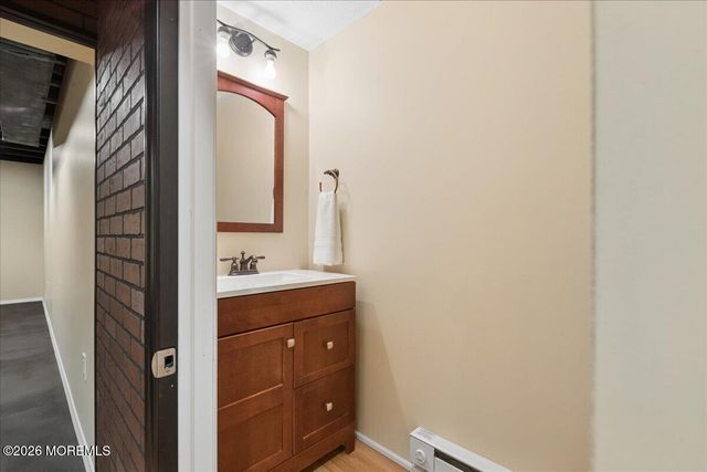 33 Great Bridge Road, Freehold, NJ 07728