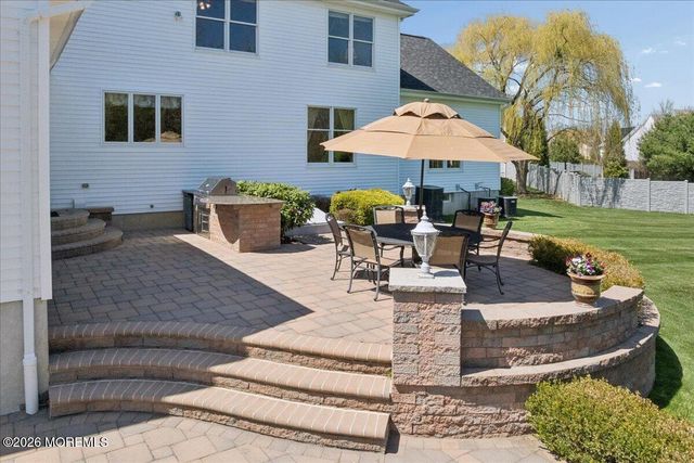 33 Great Bridge Road, Freehold, NJ 07728