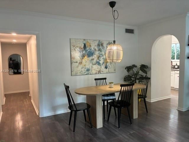 517 Menendez Avenue -, Coral Gables, FL 33146