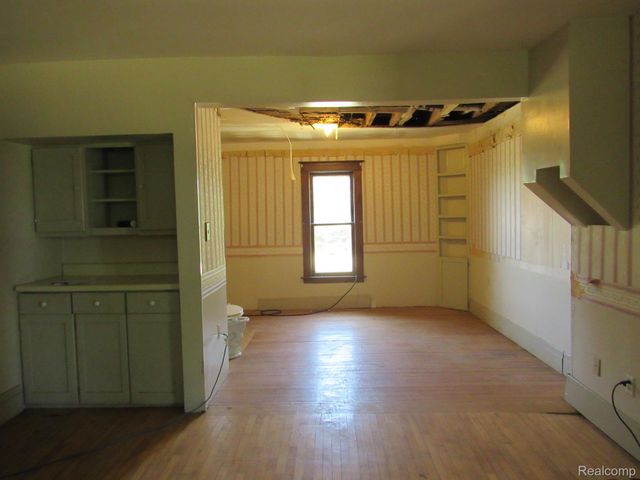 695 W Cass Avenue Road, Portsmouth Charter Township, MI 48708