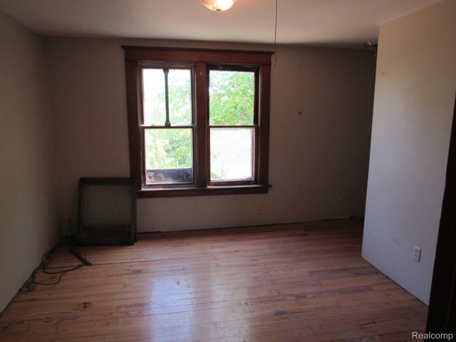 695 W Cass Avenue Road, Portsmouth Charter Township, MI 48708