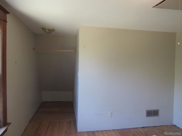 695 W Cass Avenue Road, Portsmouth Charter Township, MI 48708