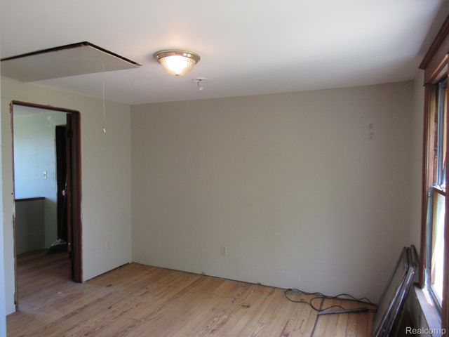 695 W Cass Avenue Road, Portsmouth Charter Township, MI 48708