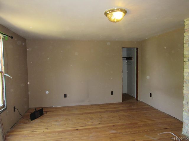 695 W Cass Avenue Road, Portsmouth Charter Township, MI 48708
