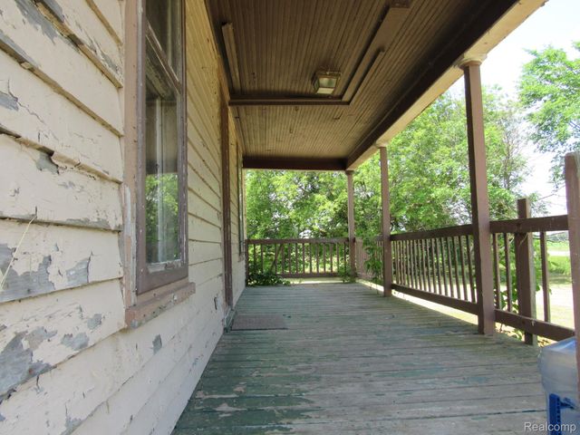 695 W Cass Avenue Road, Portsmouth Charter Township, MI 48708