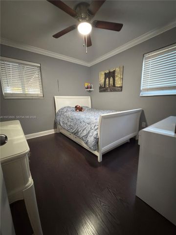 17221 NW 82nd Ave, Hialeah, FL 33015