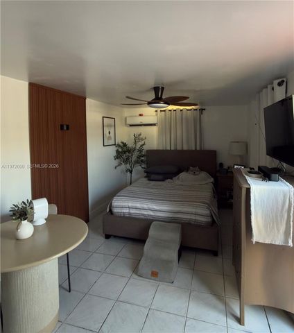 17221 NW 82nd Ave, Hialeah, FL 33015