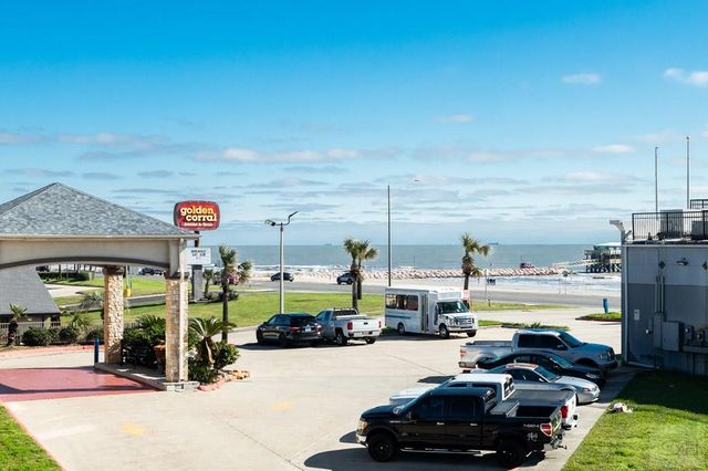 6300 Seawall Blvd # 3215, Galveston, TX 77551