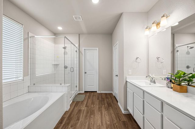 4608 Mustang Run Drive, Rosenberg, TX 77469