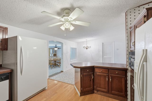 1031 Laurelwood Dr, Jamestown, TN 38556
