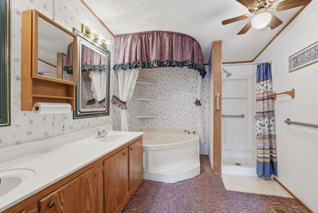 1031 Laurelwood Dr, Jamestown, TN 38556