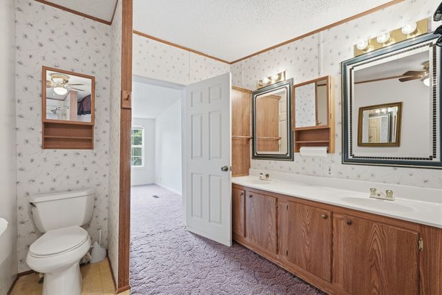 1031 Laurelwood Dr, Jamestown, TN 38556