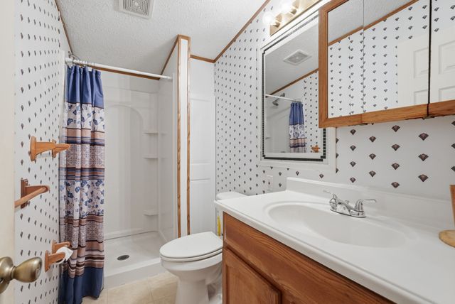 1031 Laurelwood Dr, Jamestown, TN 38556