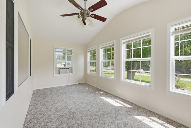 1031 Laurelwood Dr, Jamestown, TN 38556