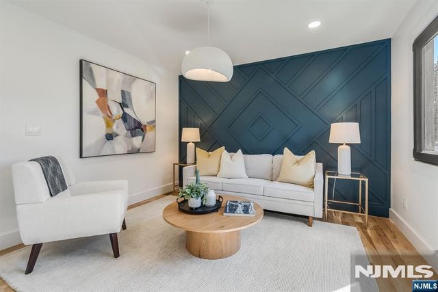 17-19 Berdan Avenue, Fair Lawn, NJ 07410