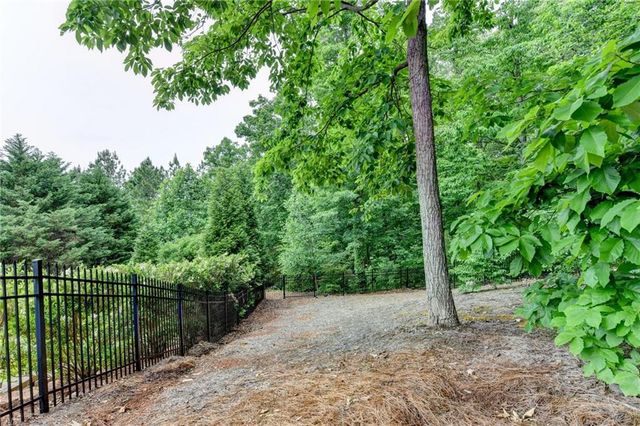 5283 Whitehaven Park Lane SE, Mableton, GA 30126