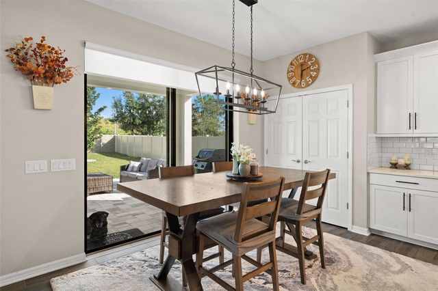 1216 MULTIFLORA LOOP, Lutz, FL 33558