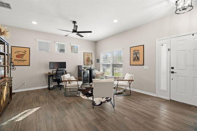 1216 MULTIFLORA LOOP, Lutz, FL 33558