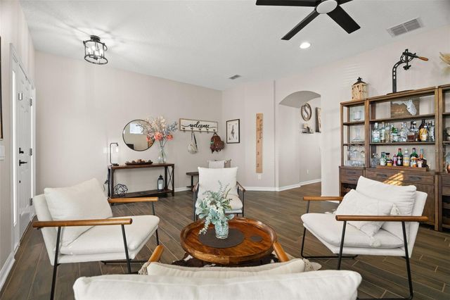 1216 MULTIFLORA LOOP, Lutz, FL 33558