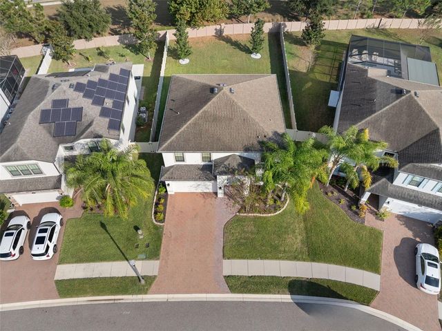 1216 MULTIFLORA LOOP, Lutz, FL 33558