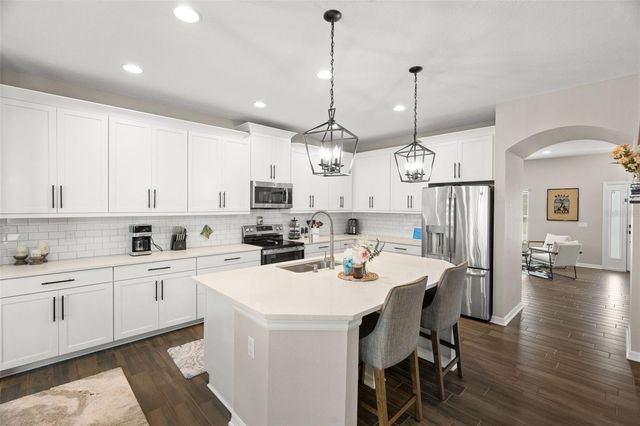 1216 MULTIFLORA LOOP, Lutz, FL 33558