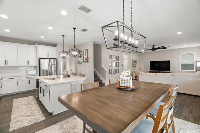 1216 MULTIFLORA LOOP, Lutz, FL 33558