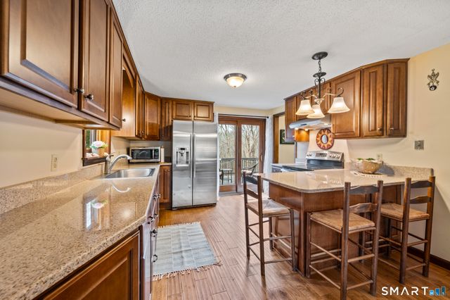 31 Uncas Drive, Hebron, CT 06231