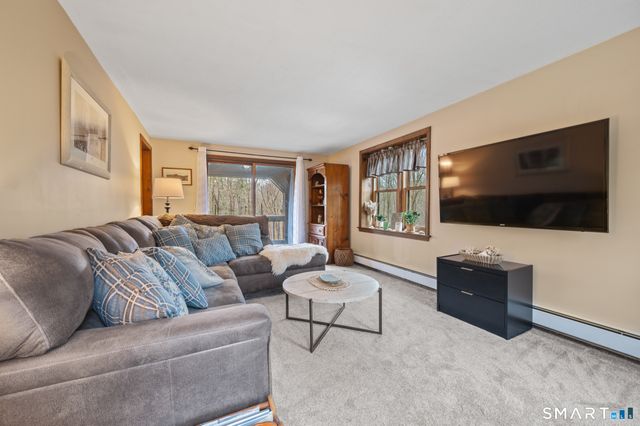 31 Uncas Drive, Hebron, CT 06231