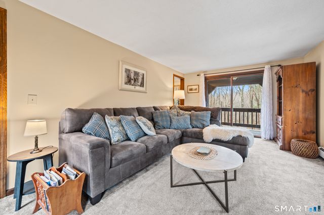 31 Uncas Drive, Hebron, CT 06231