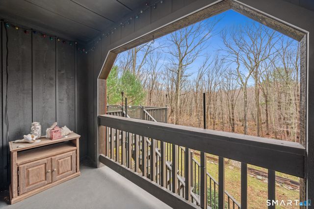 31 Uncas Drive, Hebron, CT 06231